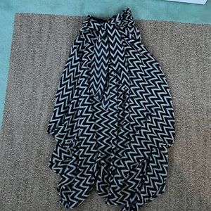 Flowy Navy Blue Zig-zag Skirt